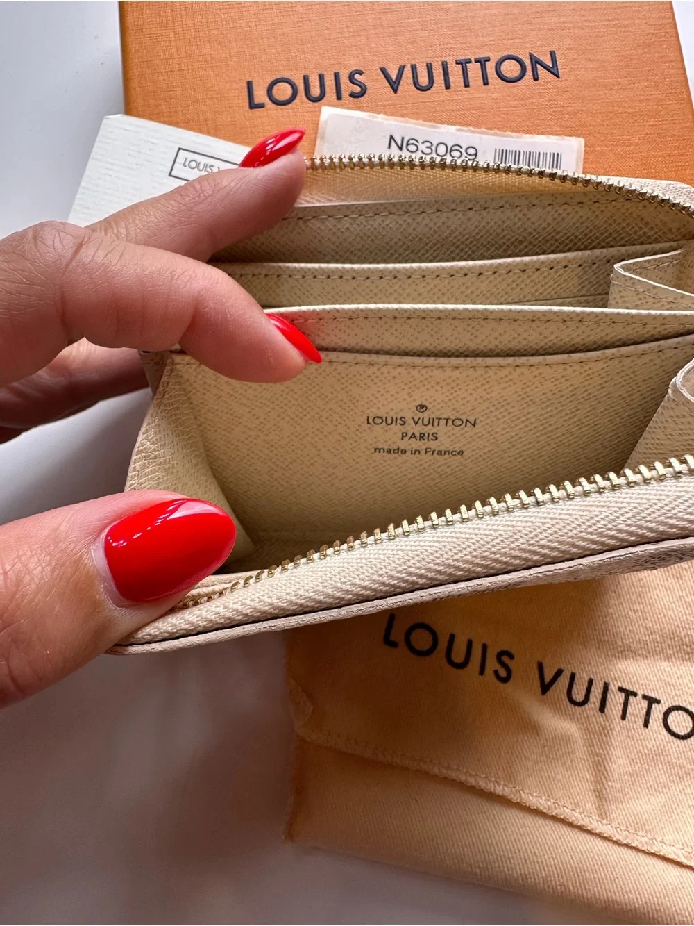 Louis Vuitton Damier Azur Zippy Coin Purse